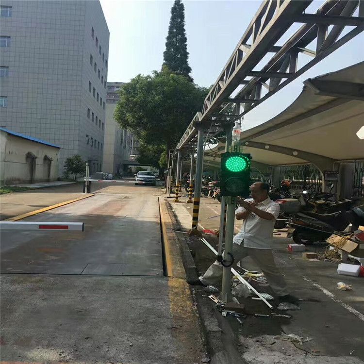 地磅稱重系統(tǒng)協(xié)助糧食倉(cāng)儲(chǔ)管理